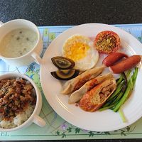 ビュッフェスタイルのおいしい朝ごはん