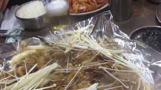 チョンジンシクタン (清進食堂)