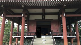 世界三大微笑の菩薩半跏像