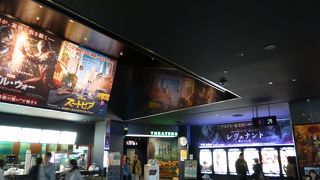 なんばパークスのシネコン