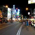 西門町が台湾の渋谷なら、墾丁大街は台湾の国際通り？