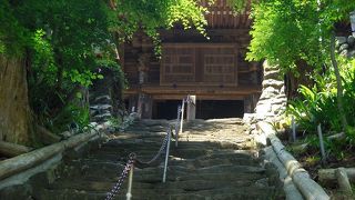 交通の便悪いけれど雰囲気あり