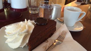 定番だけどやっぱり食べたいザッハトルテ！