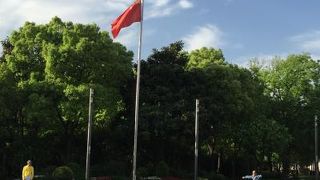 人民英雄紀念塔の近く