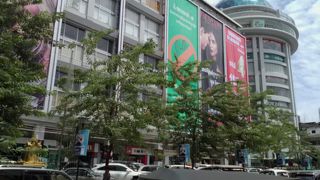 ラッキーのベーカリーを狙え！