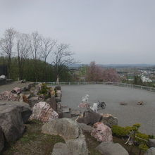 観音様の台座部分から市街地方面を眺めるとこんな感じです