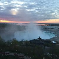 部屋から見えるナイアガラの滝