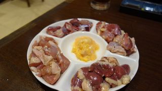 宮崎牛や宮崎地鶏が食べられる西新のお店です。