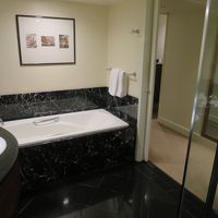 バスタブも大き目