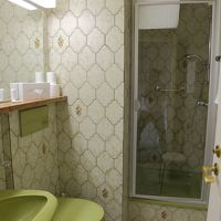 洗面とシャワー