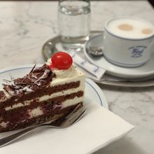 ケーキとメランジェ