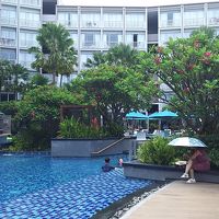 １階の客室からはダイレクトにプールへエントリーできます