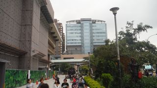 慣れないと迷います。