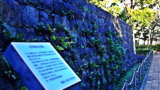 江戸時代の石垣 （港区湾岸）