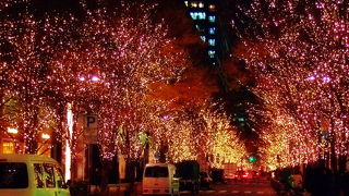 丸の内イルミネーション