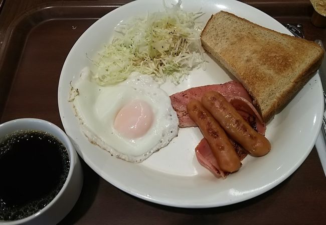 朝食をとりました