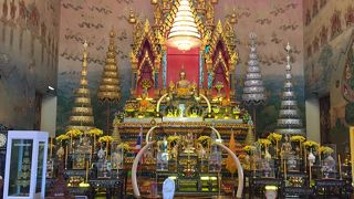 地元民に親しまれる寺院