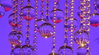 エントランス付近の照明が美しいフィルハーマジック