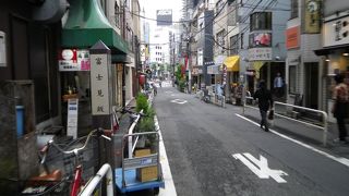 坂というより裏通り