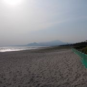 大山と美保関が見渡せる砂浜