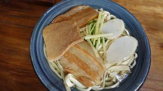 ソーキそばの名店です。