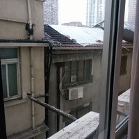 部屋の窓からの眺め