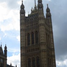 ヴィクトリア・タワーは格好良かった。