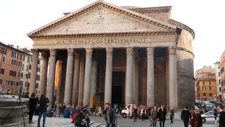 古代ローマの建築技術はすばらしい。