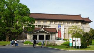 巨大な展示スペース