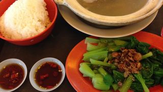 地元フードコート