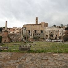 フォロ・ロマーノ