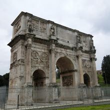 コンスタンティヌスの凱旋門