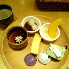 デザートとコーヒー