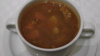 ハンガリー名物のグヤーシュ