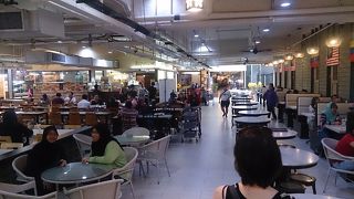 手軽に飲食ができます