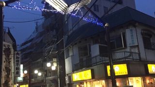 夕暮れが似合う商店街