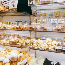 オリジナルグッズも売ってます。