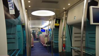 香港空港⇔香港の繁華街を高速で快適に移動♪　2名以上ならグループチケットが割安!