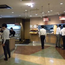 食べたいものを選択するスペース