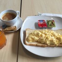 朝食。170バーツ、だったかな。それ位の値段でした。