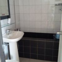 古い風呂　シャワーもあります