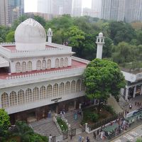 部屋の窓からはモスクが見えました!