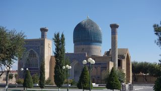 ティムール一族の廟