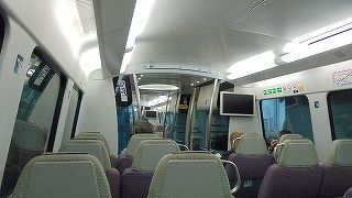 自由席。100HKDで所要24分