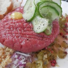 ファミレスのハンバーグの倍はあるかな？