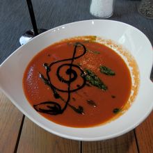 トマトスープ、これ最高に美味しいです。