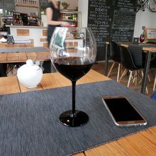 赤ワインをグラスで