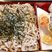 揚げ立ての天ぷらと絶品のお蕎麦で、大満足