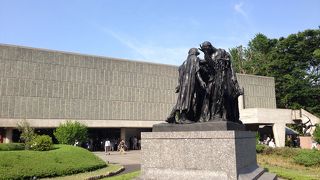 館外も見所満載