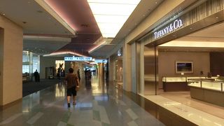 羽田国際空港発フィリピン航空でマニラに